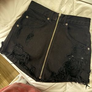 Carmar black mini skirt!